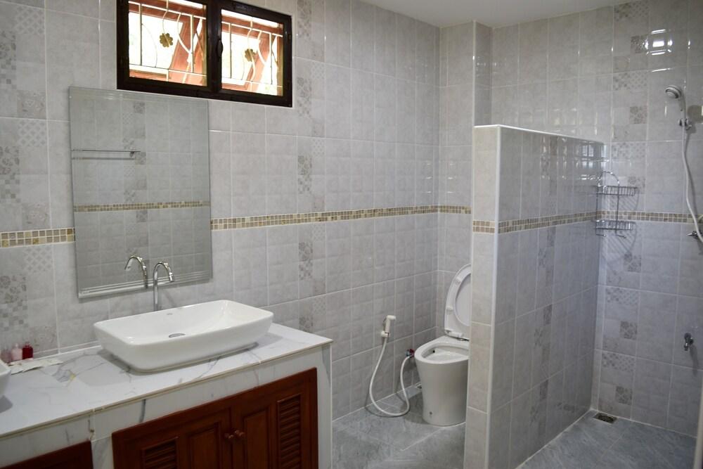 Kate House Bangsaphan Банг Сафан Екстериор снимка